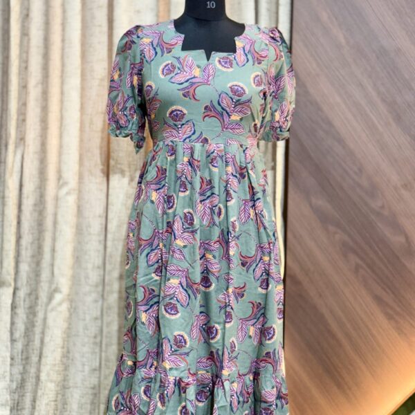 1017 - Frock